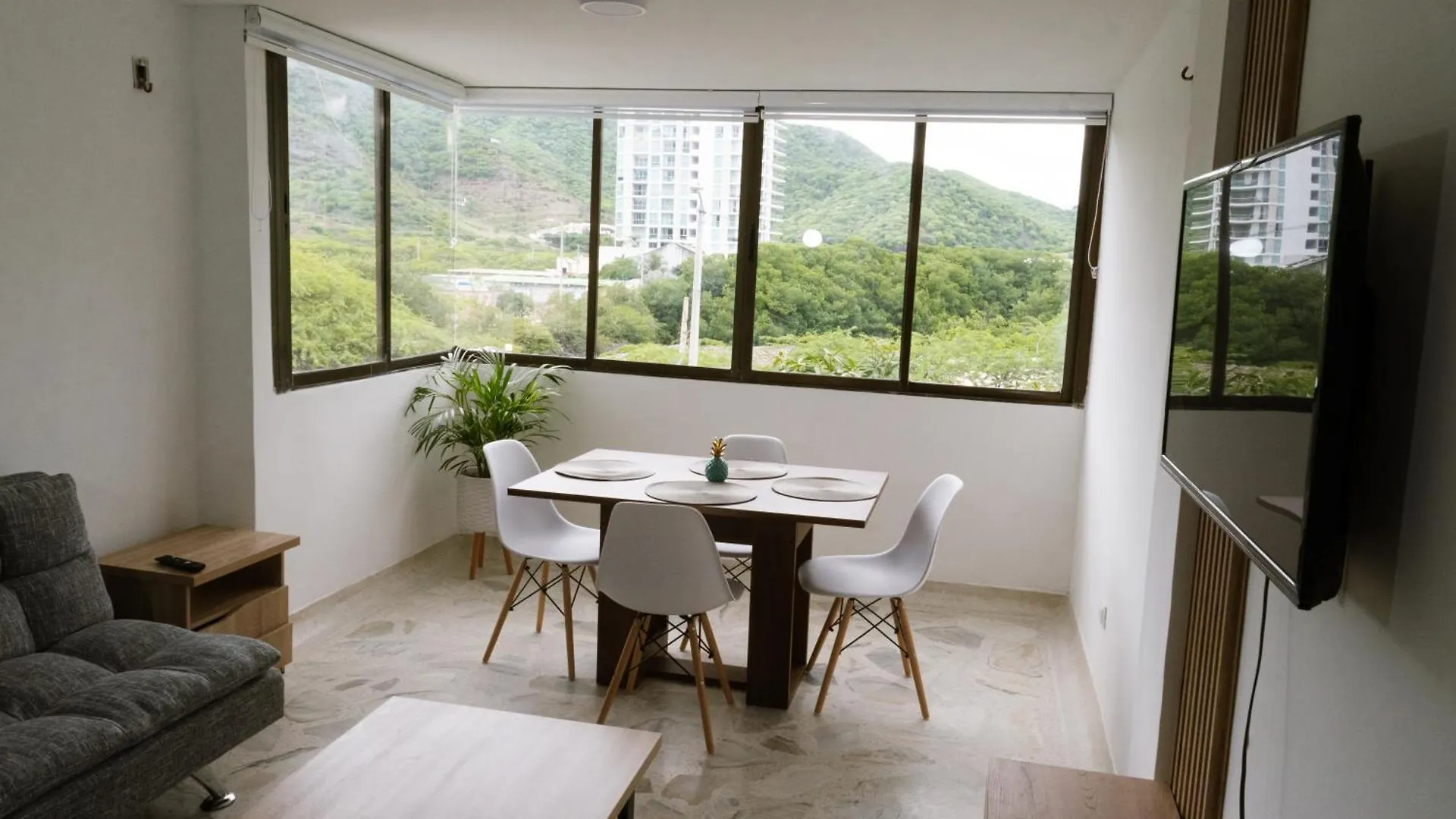 El Mirador Del Lago Gaira Apartment